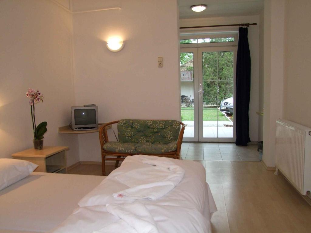 Hotel Platan 자르마디 객실 사진